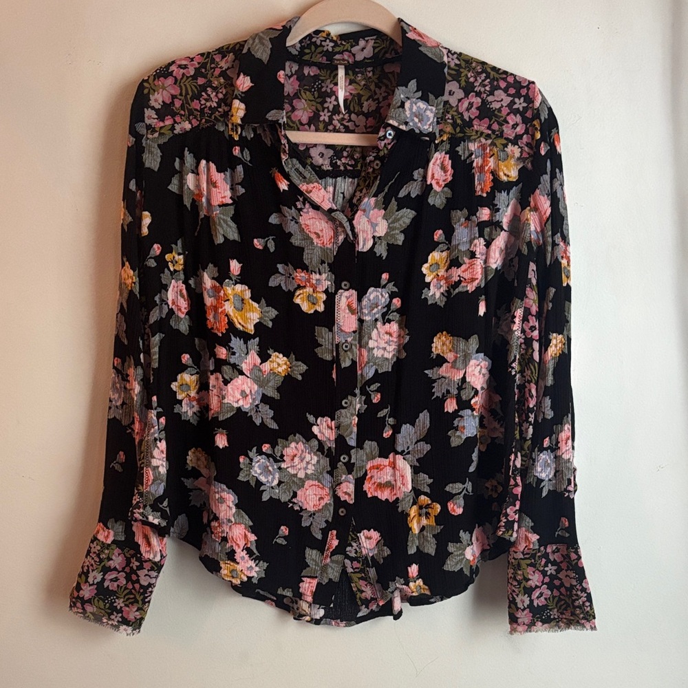 Free People | Black Floral Button Down Shirt Sz S